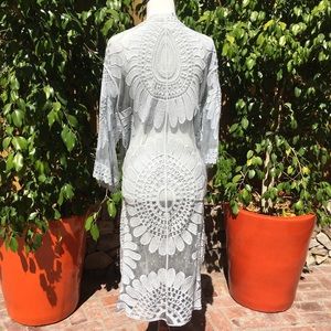 🎉HP🎉 Miss Love Lace Embroidered Kimono One Size